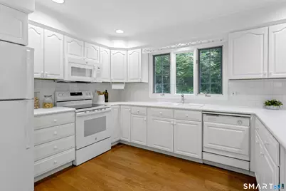 2 Pheasant Run Road, Wilton, CT 06897 - Photo 7