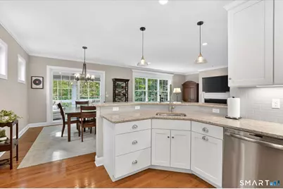 8 Carson Way, Simsbury, CT 06070 - Photo 19