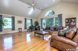 91 Cranbury Dr, Trumbull, CT 06611 - Photo 17