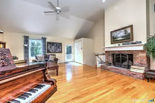 91 Cranbury Dr, Trumbull, CT 06611 - Photo 19