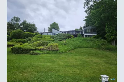 68 Arrowhead Road, Brookfield, CT 06804 - Photo 3