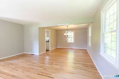 37 Vintage Road, Trumbull, CT 06611 - Photo 7