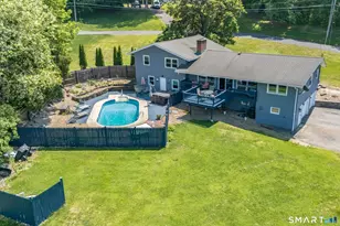 19 Skyridge Dr, Somers, CT 06071 - Photo 3
