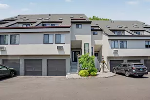 89 Harbor Dr, Stamford, CT 06902 - Photo 23