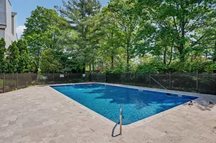 89 Harbor Dr, Stamford, CT 06902 - Photo 19