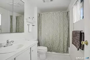 89 Harbor Dr, Stamford, CT 06902 - Photo 13