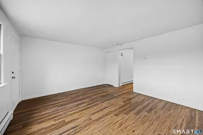 9 Maple Avenue #B, Canton, CT 06019 - Photo 3