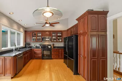 132 Lake Street, Manchester, CT 06042 - Photo 11