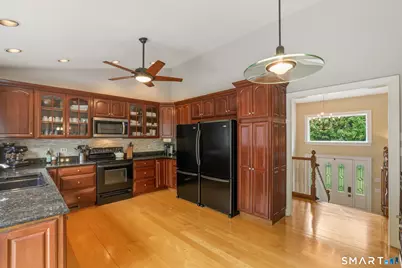 132 Lake Street, Manchester, CT 06042 - Photo 13