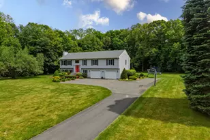 132 Lake St, Manchester, CT 06042 - Photo 3