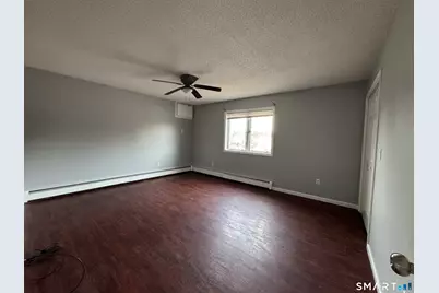 27 Katie Lane, Waterbury, CT 06708 - Photo 7
