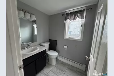 27 Katie Lane, Waterbury, CT 06708 - Photo 5
