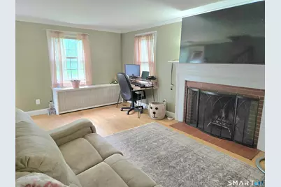 118 Saint Charles Street, West Hartford, CT 06119 - Photo 5