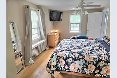118 Saint Charles Street, West Hartford, CT 06119 - Photo 15