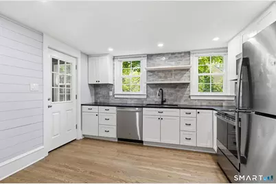 6 Belmont Place, Norwalk, CT 06853 - Photo 3