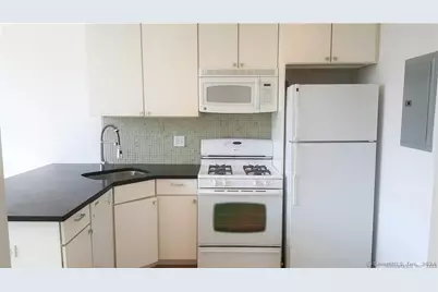 804 Chapel Street #302, New Haven, CT 06510 - Photo 3
