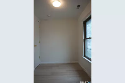 25-27 Jetland Place #27, Bridgeport, CT 06605 - Photo 7
