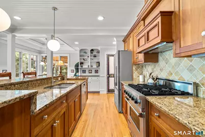 83 Kings Highway, North Haven, CT 06473 - Photo 11