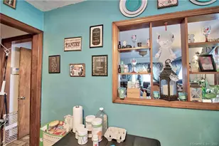 250 Wall St, Waterbury, CT 06704 - Photo 17