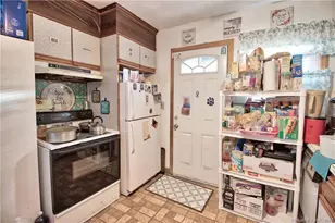 250 Wall St, Waterbury, CT 06704 - Photo 19