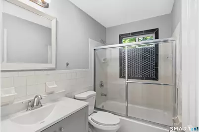 22 Irving Place, Danbury, CT 06810 - Photo 5
