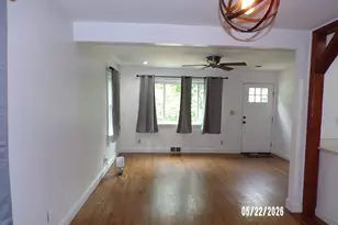 41 Bissell Pl, Seymour, CT 06483 - Photo 3