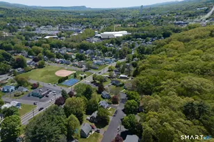 39 Bernside Dr, Bristol, CT 06010 - Photo 9