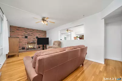 100 Bedford Avenue, East Hartford, CT 06118 - Photo 13