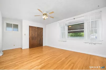 100 Bedford Avenue, East Hartford, CT 06118 - Photo 21
