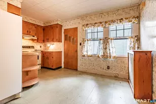 416-418 Fairfield Ave, Hartford, CT 06114 - Photo 11