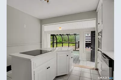 283 Derby Avenue, Orange, CT 06477 - Photo 21