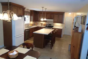 321 Spring St, Naugatuck, CT 06770 - Photo 3