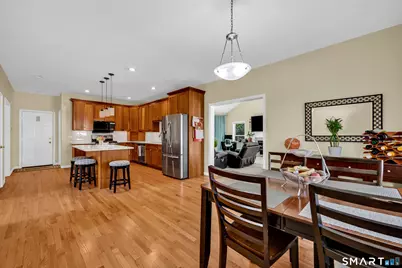 31 Bishop Road, West Hartford, CT 06119 - Photo 7