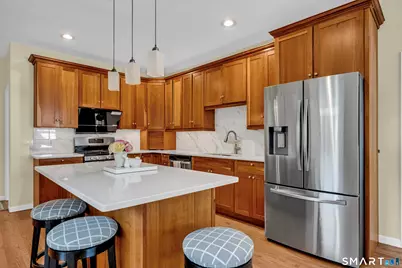 31 Bishop Road, West Hartford, CT 06119 - Photo 5