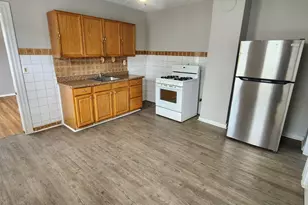 664 W Main St, New Britain, CT 06052 - Photo 3