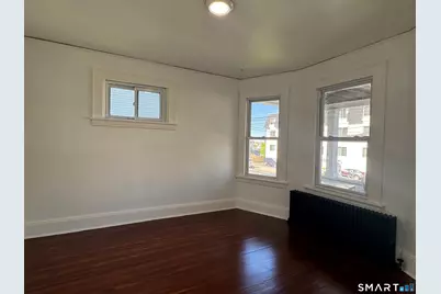 52 Remington Street, Bridgeport, CT 06610 - Photo 3