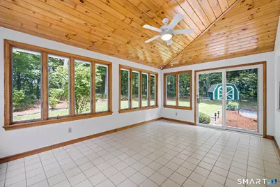 32 Pioneer Drive, Windsor, CT 06095 - Photo 13