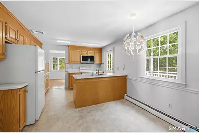 32 Pioneer Drive, Windsor, CT 06095 - Photo 15