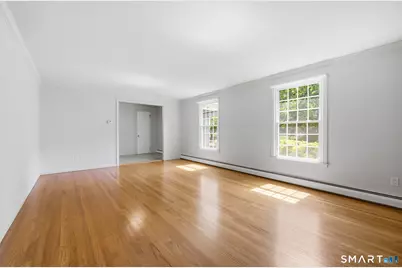 32 Pioneer Drive, Windsor, CT 06095 - Photo 9