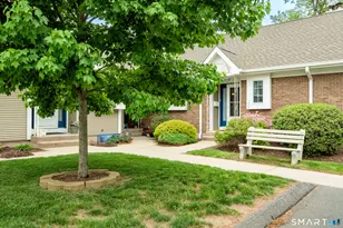 205 Wyndemere Ct, South Windsor, CT 06074 - Photo 3