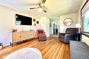433 Reed Ave, Windsor Locks, CT 06096 - Photo 11