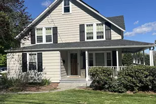 268 Ridgewood Rd, West Hartford, CT 06107 - Photo 1