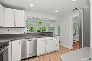 349 Ponus Ridge, New Canaan, CT 06840 - Photo 3