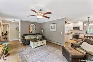 24 Beechwood Dr, Newtown, CT 06482 - Photo 9