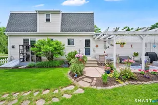 23 Brentwood Ct, Middletown, CT 06457 - Photo 5