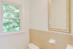33 E Hills Dr, New Canaan, CT 06840 - Photo 11