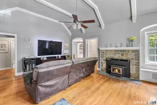 818 Middlebury Rd, Middlebury, CT 06762 - Photo 7