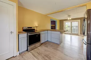 44 Welch Ave, Windsor, CT 06095 - Photo 11