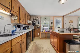 11 Poulin Dr, Thompson, CT 06277 - Photo 21