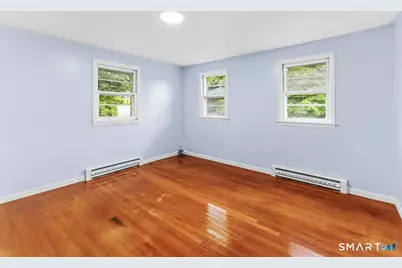 17 Rhoda Lane, Bristol, CT 06010 - Photo 11